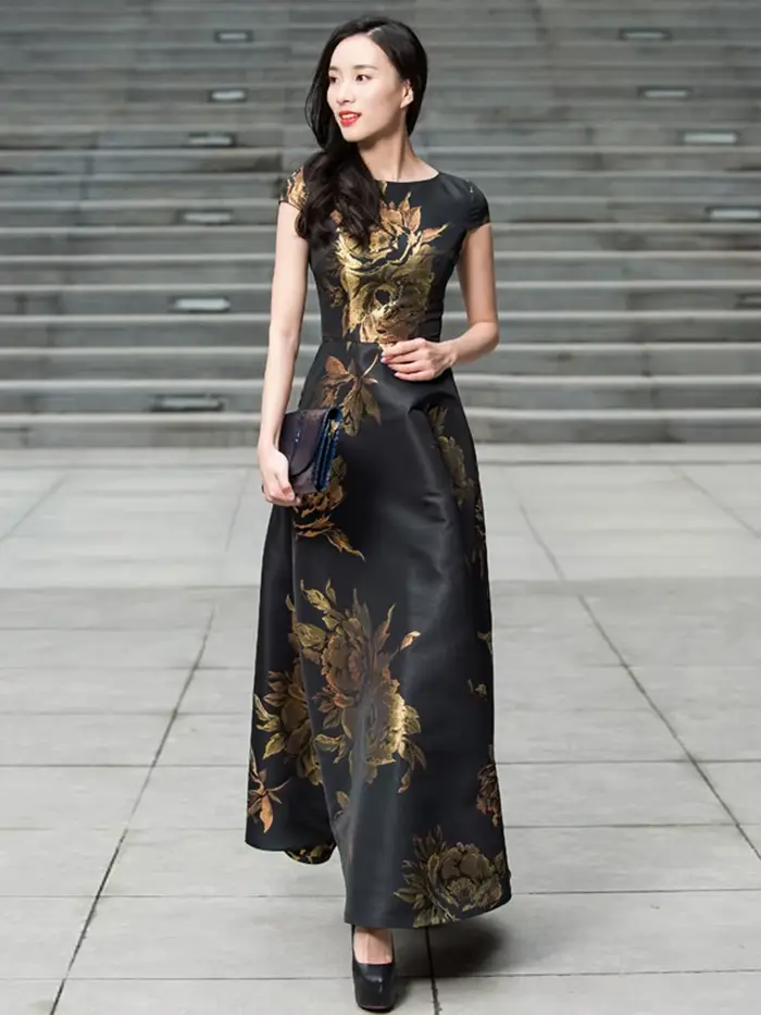 Robe Jacquard Vintage Élégante pour Femmes avec une Silhouette Maxi Évasée Cintrée à la Taille, Idéa