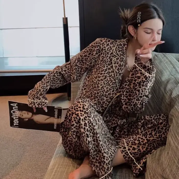Pyjama tendance à imprimé léopard pour femme, vêtements de nuit à manches longues, vêtements de mais