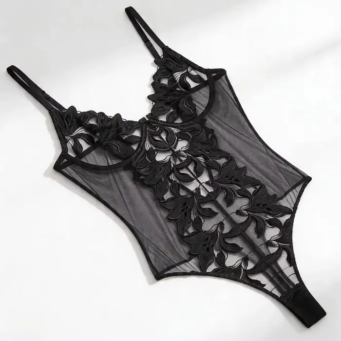 Bodysuits transparents en dentelle, string, lingerie sexy pour femmes, babydolls, sous-vêtements éro