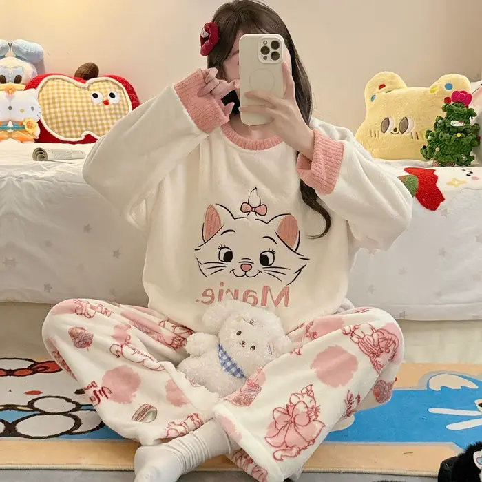 Nové Marie Cat Plyšové koralové pyžamo pre ženy Špeciálne príležitosti Zimné Anime Softshell
