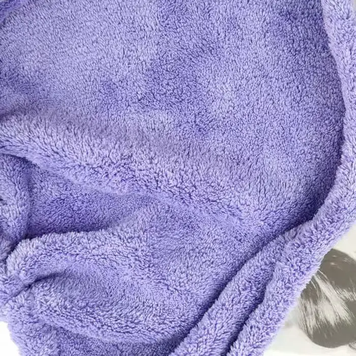 Dámska trubičková podprsenka v cukríkovej farbe