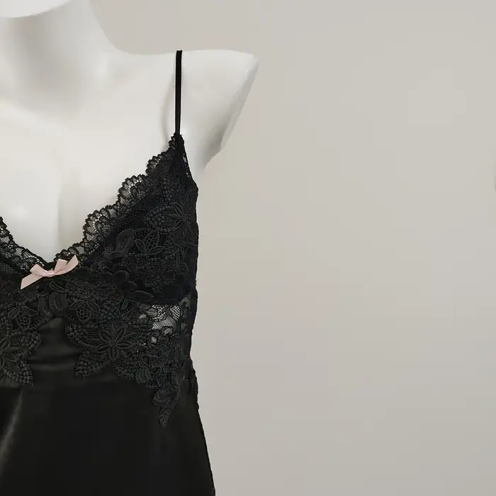 Vintage Dámske Slim Sexy nočná košeľa s výšivkou a romantické špeciálne príležitosti hrudníka vankúš