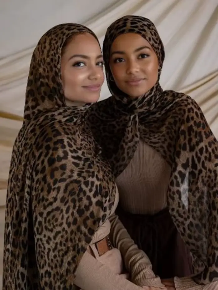 1 kus Ramadánový hidžáb s leopardím vzorom