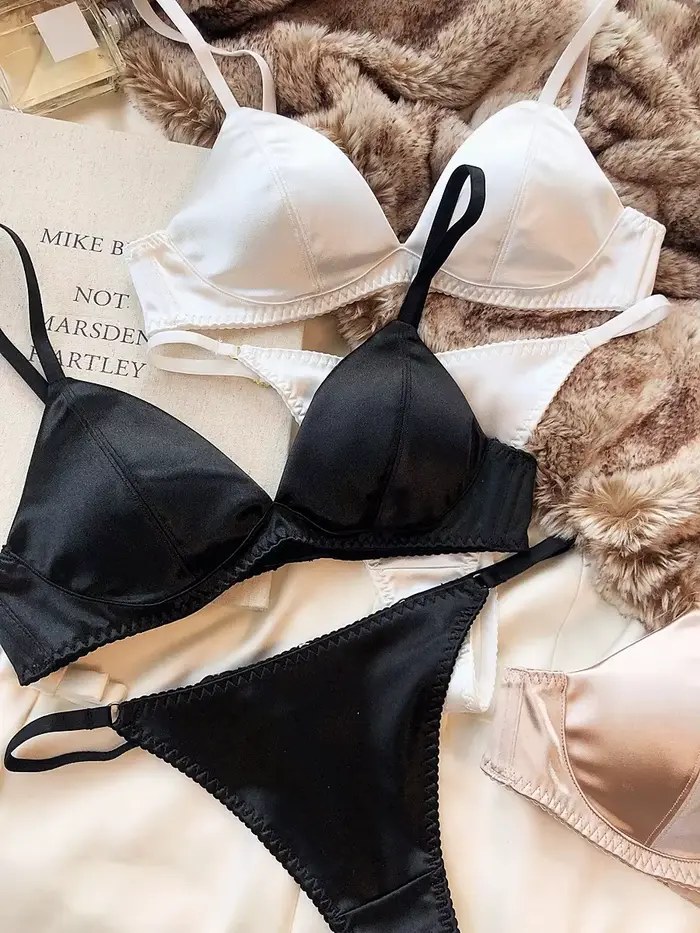 Dámska sexy hodvábna bielizeň