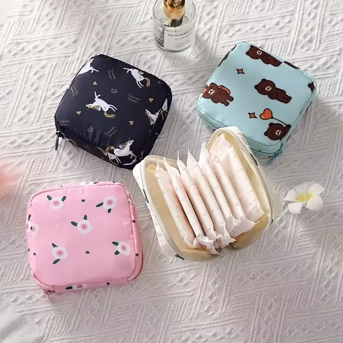 Sac de rangement pour serviettes hygiéniques et tampons femmes étanche portable dessins animés discret pour les voyages école travail et sport