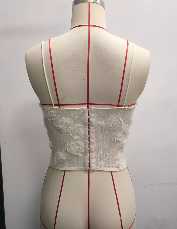 Elegantný korzet pre ženy v krémovej ružovej 3D čipke, prekrížené špagety, bez ramienok pre streetwear a clubwear