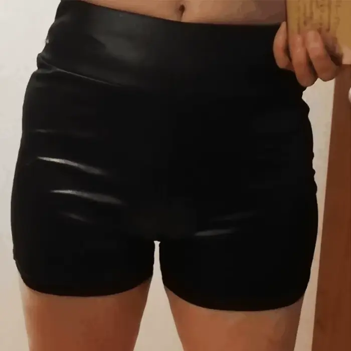 Sexi PU kožené šortky pre ženy