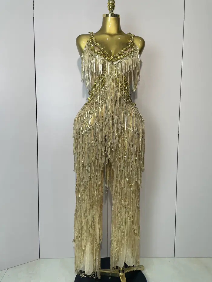 Combinaison Femme Avec Jambes Larges Ornementées Et Décoration Luxe Pour Sorties Nuit Club Occasions Spéciales ```
