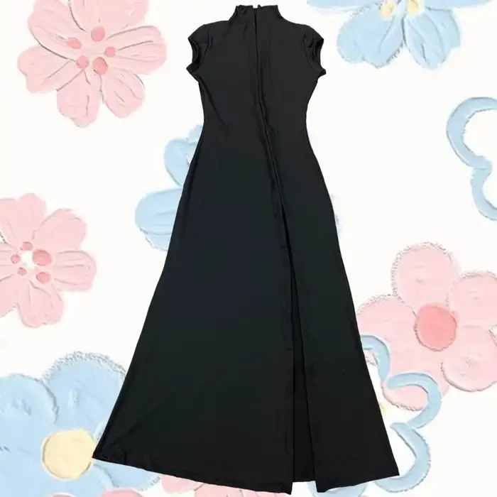 Robe longue noire à fente haute, col semi-montant, fermeture éclair, coupe ajustée, style jupe longu