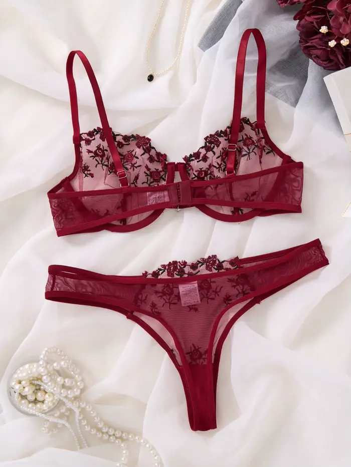 Ensemble de lingerie en dentelle brodée florale de style français rouge bordeaux, soutien-gorge transparent sexy et pur désir, pour la Saint-Valentin ZA824026