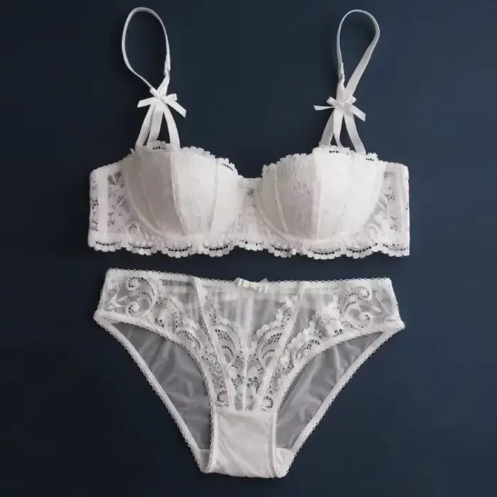 Vianočná čipkovaná podprsenka – Priesvitná čierna a červená bralette
