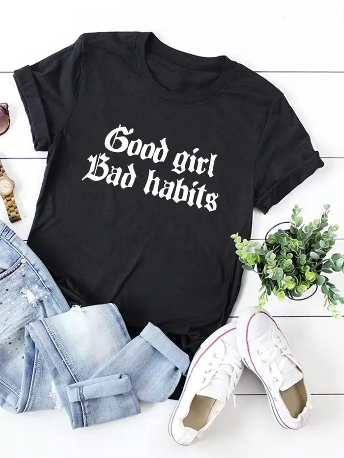 Ležérne polyesterové tričko so sloganom "Good Girl Bad Habits" pre ženy Junior Špeciálne príležitosti