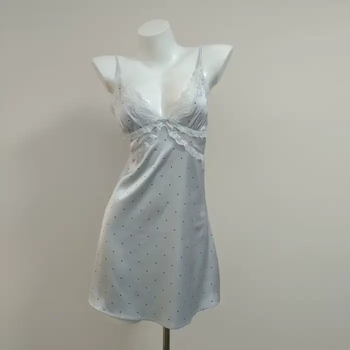 Pyjama de lingerie sexy pour femme en soie glacée à pois et dentelle fine, tenue d'intérieur pour nuits chaudes et occasions spéciales