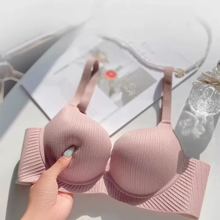 Bezdrôtová push-up podprsenka pre ženy