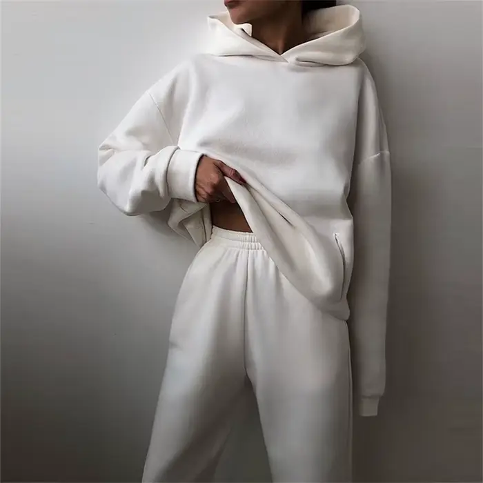 Ensemble de pull à capuche et pantalon cargo uni pour femme, style streetwear, idéal pour les activités sportives et les journées d'automne