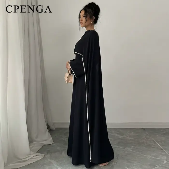 Skromné abaya šaty pre moslimské ženy z Blízkeho východu s odnímateľným šálom
