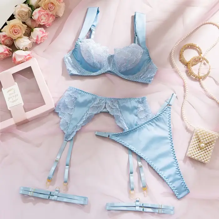 Sexy a elegantné Valentine je spodná bielizeň Set v satén, podprsenka, opasok, tangá 3 kusy s podväzkami, atraktívne Premium kvetinové výšivky