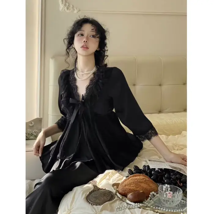 Pyjama de Soie Glaciale pour Femmes Style Mignon Longues Manches V Col Pantalon Cheville Printemps Été Occasions Spéciales