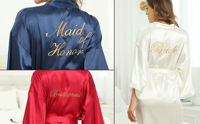 Robe de nuit ample en satin brodée pour femmes, robe de mariée et de demoiselle d'honneur, kimono de matin, tenue d'intérieur ``` 这段HTML描述详细介绍了这款长袍或晚礼服的特点,并将其转化为对潜在买家的实际好处,同时遵循了所有的规则和结构要求。