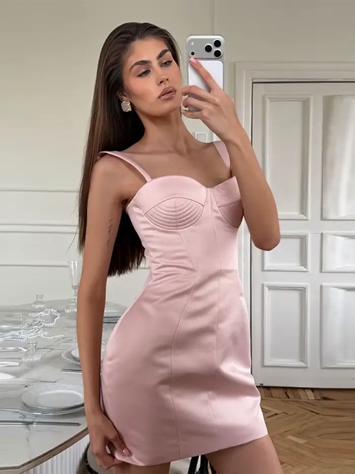 Sexy Dámske Slim Fit krátke šaty so štíhlymi popruhmi bez rukávov Nude Waisted Chic
