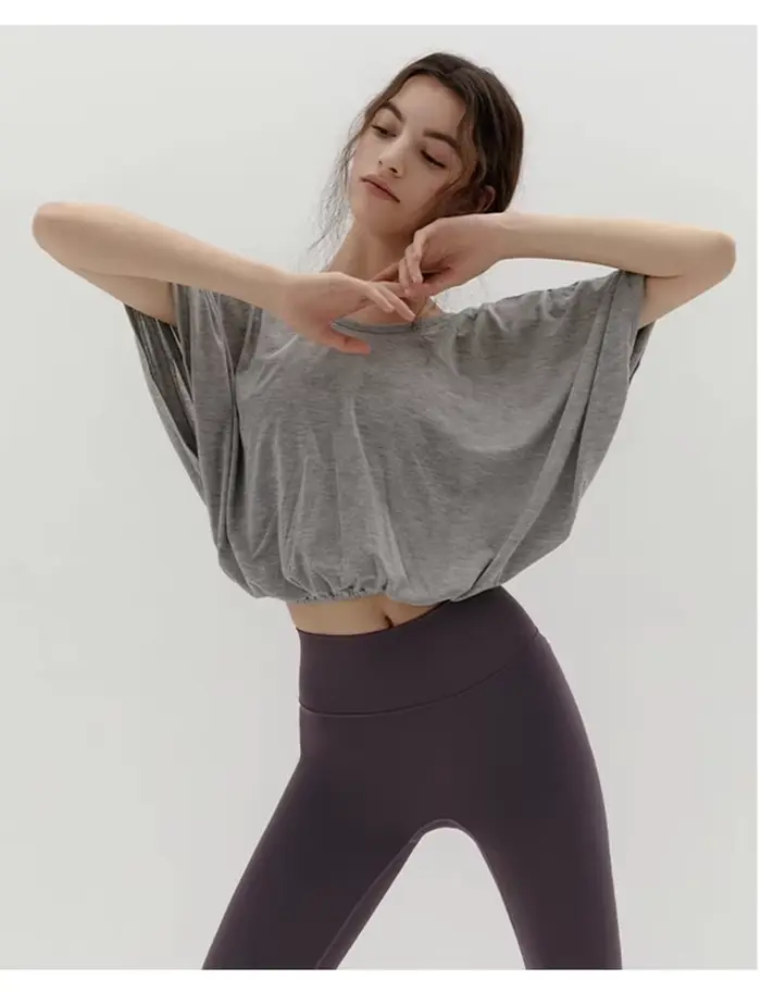Nouveau T-shirt Oversize Femme Été 2026 – Dos Nu Sexy, Découpes Tendance, Streetwear, Yoga, Course à