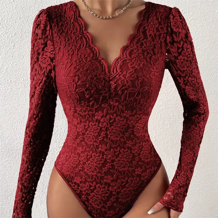Elegantné biele čipkované body pre ženy