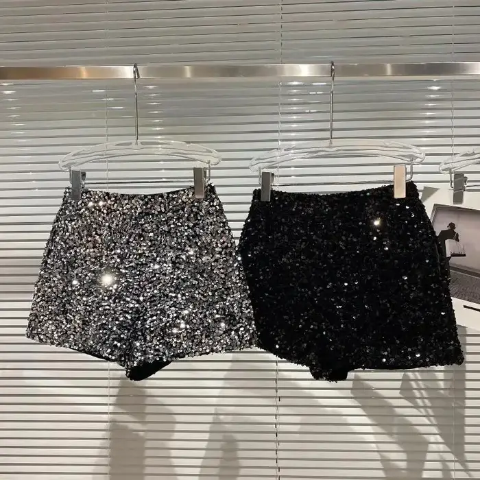 Short en Velours Noir pour Femme, Pantalon Court Polyvalent Brcorporelle à Paillettes, Nouvelle Coll