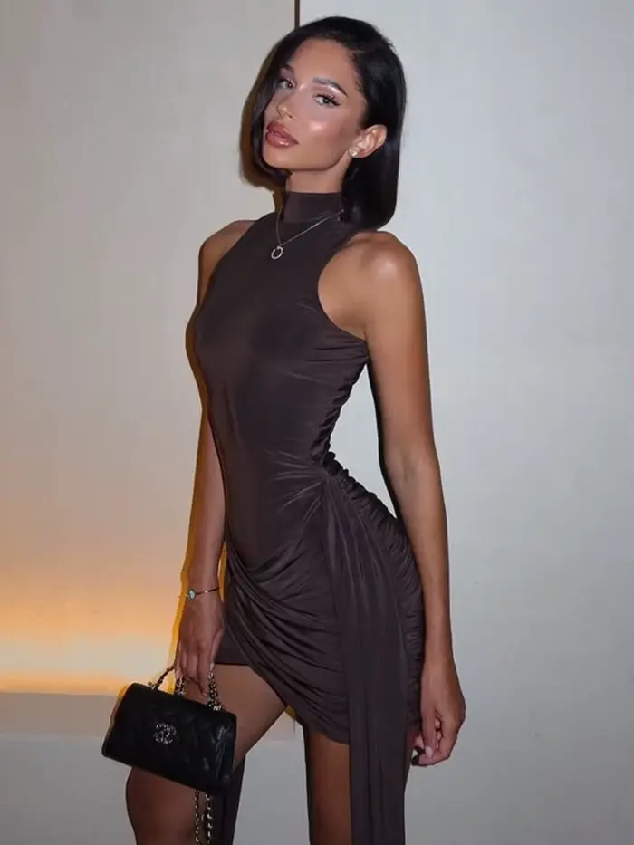 Mozision rolák bez rukávov Sexy mini šaty pre ženy módne nepravidelné nariasené tielko Elegantné klubové