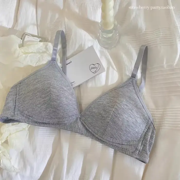 BANERDANNI Bralette de base parisienne |   Bretelles fixes et tissu respirant |   Petite Bust Contour Support Soutien-gorge triangle confortable sans fil
