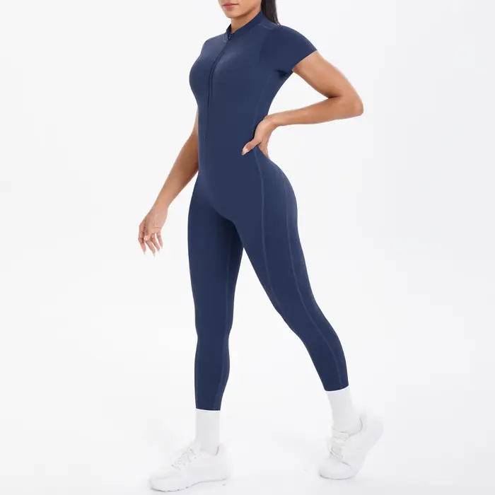 Sexy odhalený chrbát priliehavá Scrunch kombinéza zdvíha zadok ženy tanec Fitness overal Push Up s vankúšikom na prsia