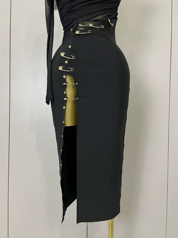 Elegantné a elegantné šaty z polyesteru a elastanu pre ženy, sexy štýl a klub, pre večery a nočné akcie