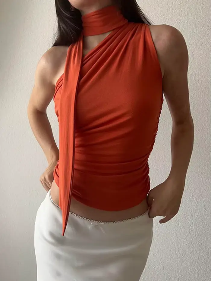 Sexy dámsky tielko s odhaleným chrbtom