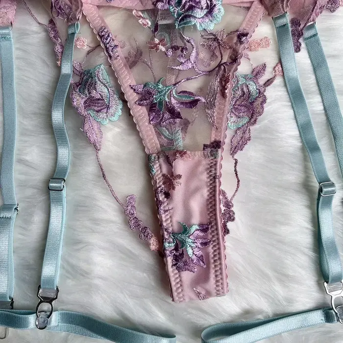 Lingerie féerique sexy, sous-vêtements transparents à fleurs, jarretière à volants, sous-vêtements délicats et intimes, tenues transparentes magnifiques