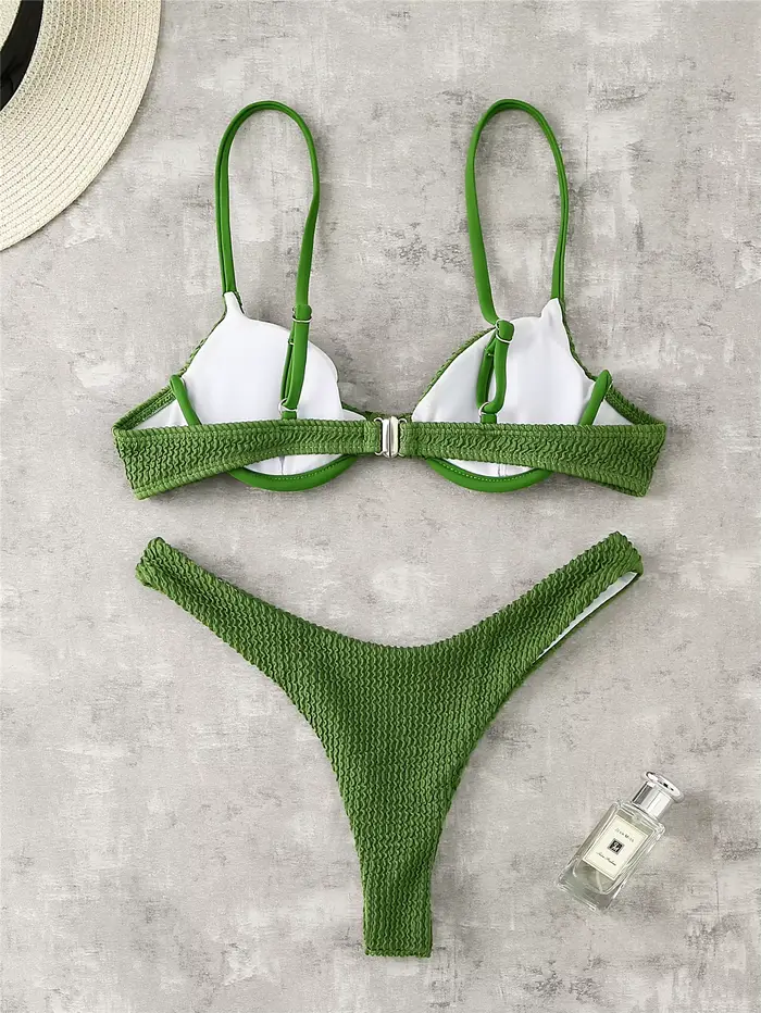 Maillot de bain sexy à armatures 2026 pour femme, blanc et noir, push-up, côtelé, micro, brésilien, plissé, string, pour la plage