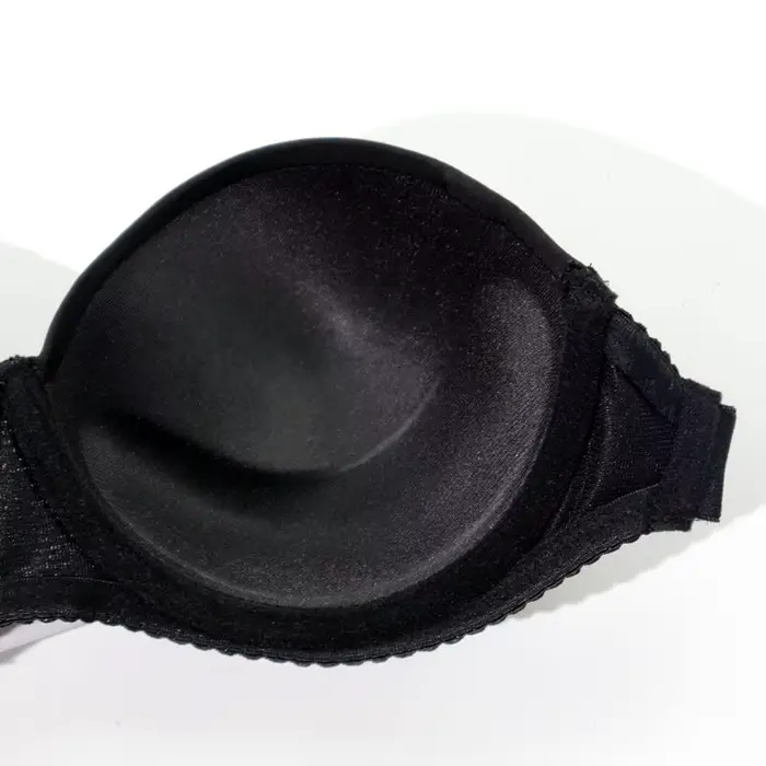 Čierna bezšvová polstrovaná podprsenka s kosticami, priehľadné popruhy a backless dizajn