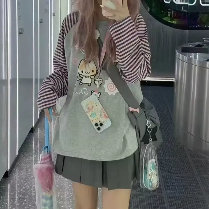 Japon Kawaii doux femmes T-Shirt col rond rayure Patchwork à manches longues dessin animé imprimé pu