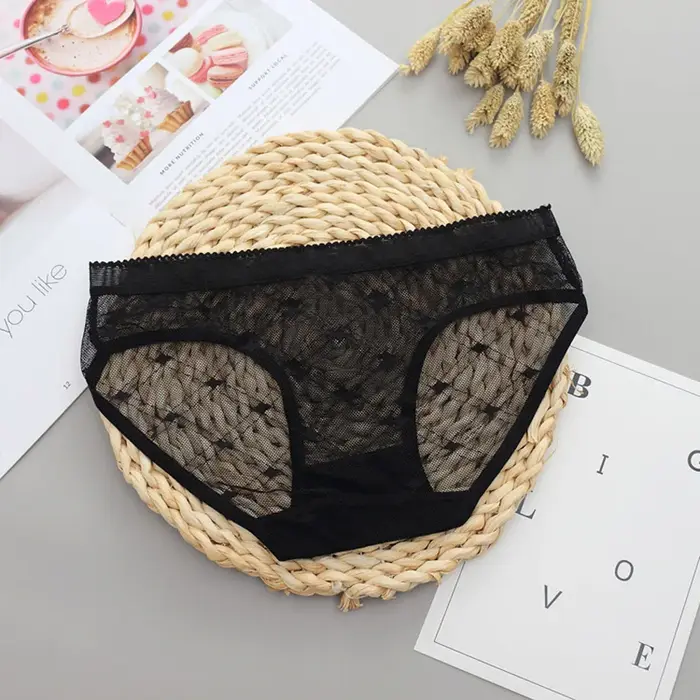 Sexi priesvitné čipkované nohavičky pre ženy