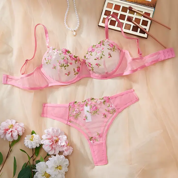 Lingerie en dentelle transparente brodée pour femmes, sous-vêtements sexy, ensemble de culottes dégr