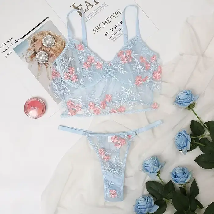 Ensemble sous-vêtements féminin transparent brodé fleuri sexy pour femmes occasions spéciales