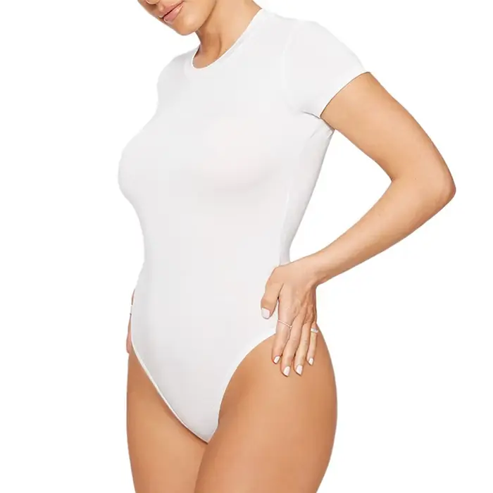 Nouveauté – Bodysuit sexy Y2K pour femme – Tenue décontractée d'été – Corset moulant pas cher – Hauts noirs et blancs – Vêtements féminins tendance