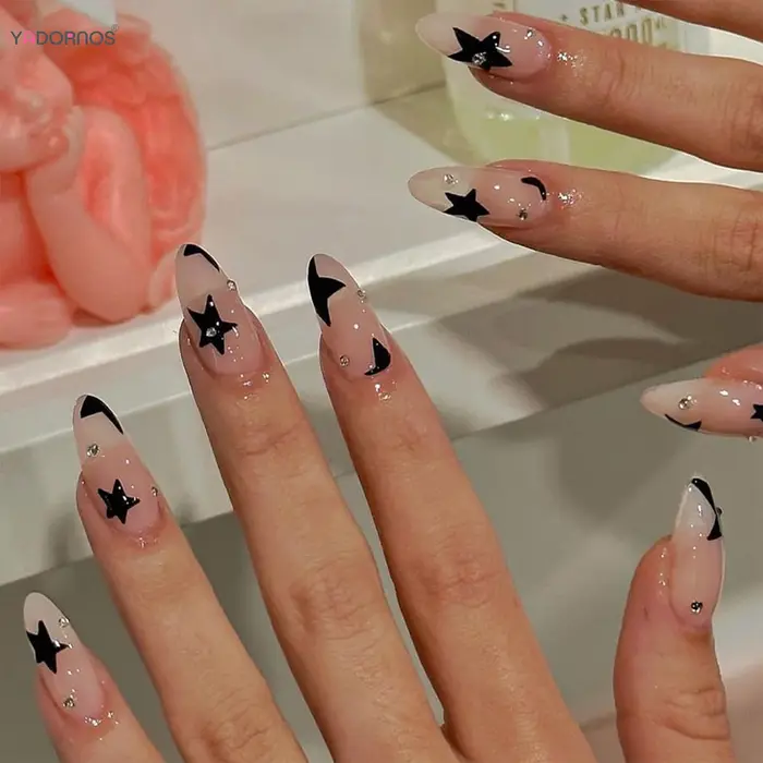 24 pièces amande presse sur ongles Y2K étoile diamant conceptions pour filles Cool couleur nue faux 
