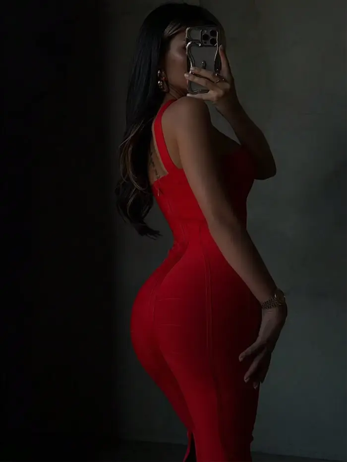 Sexy licou rouge côtelé Midi robe moulante pour les femmes robe de pansement élégante soirée Cocktai
