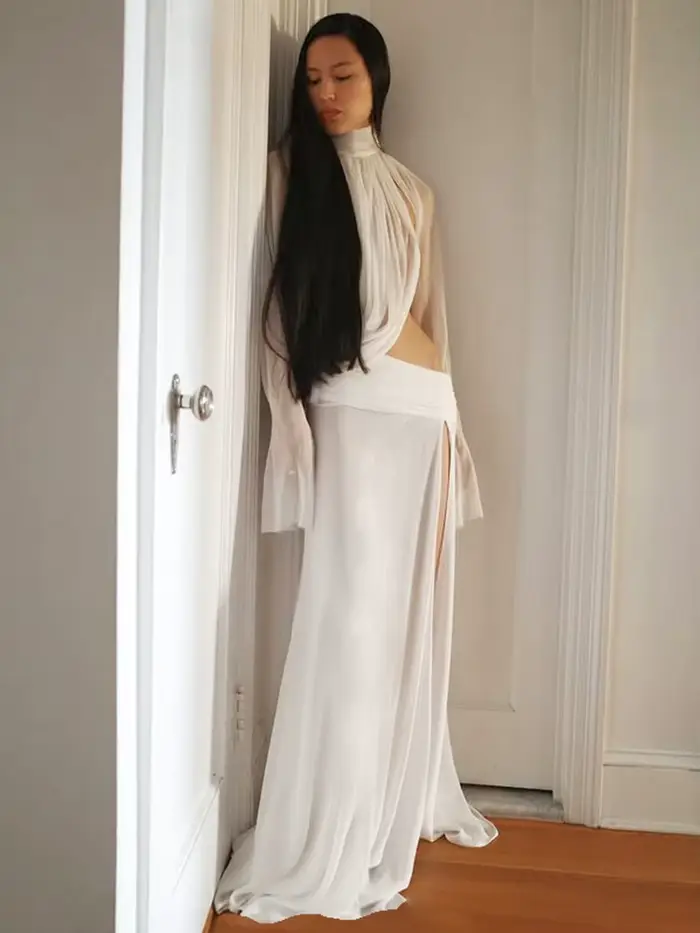 Nibber Elegantný 2-dielny Set pre Ženy Priesvitný Rolák Nepravidelný Crop Top + Zodpovedajúca Sukňa Clubwear