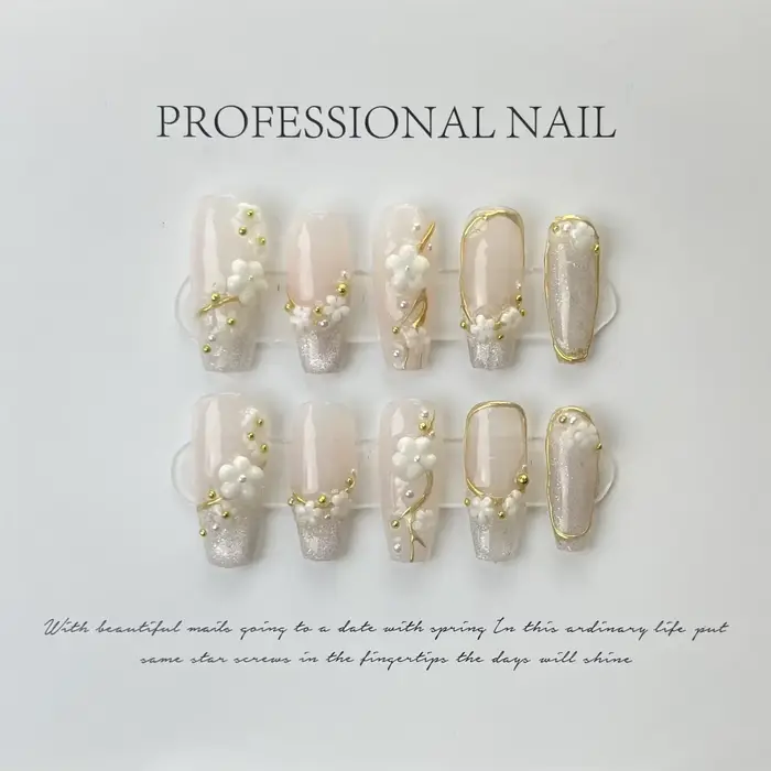 Sada 10 modrých ručne lisovaných nechtov Ballet prenosné umelé nechty dekorácia Nail Art manikúra
