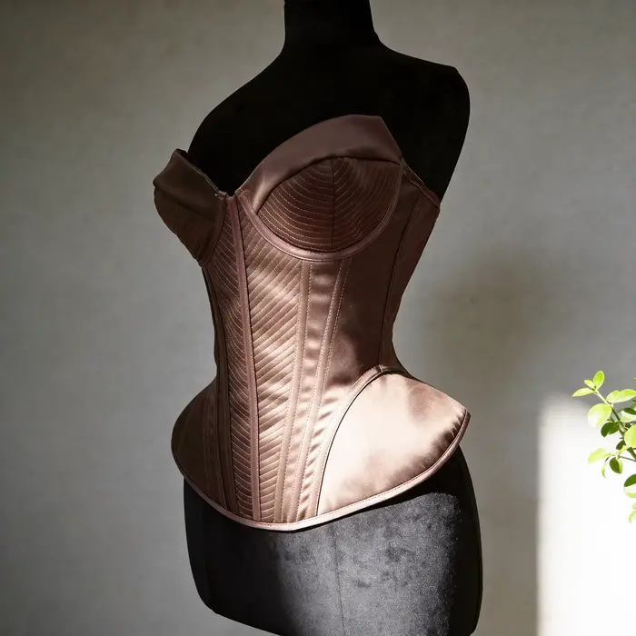 Bez rukávov francúzsky vintage bustier s veľkým lem pre ženy, štýlové a pohodlné pre rôzne príležitosti