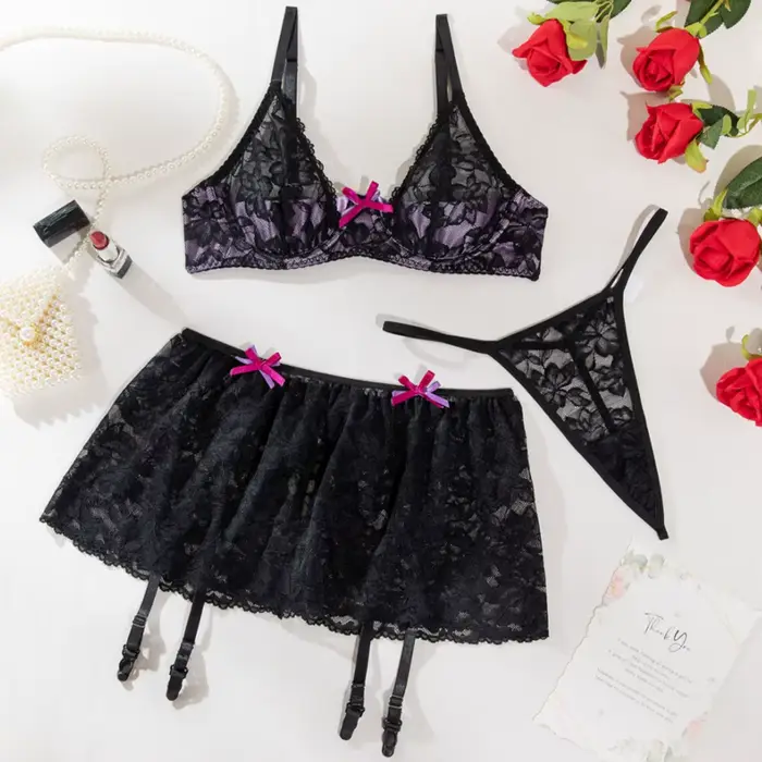 Výnimočné váhy: Sexy čipka spodná bielizeň s armatúrou podprsenky, nohavičky, sukňa a podväzok držiak pre ženy - intímny outfit
