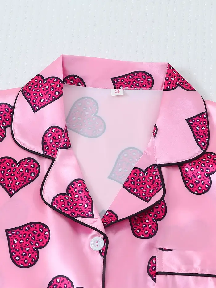 [Saint valentin] Pyjama 2 pièces en satin avec imprimé cœur, short à manches courtes, pyjama pour femme, ensemble de vêtements de détente adapté à un usage domestique