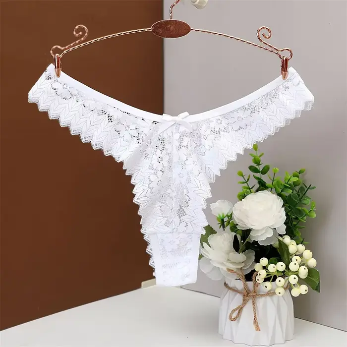 3 PC livraison gratuite Sexy T dos femme string culotte taille moyenne dentelle culotte sous-vêtements transparents "forme de V" filles culotte érotique