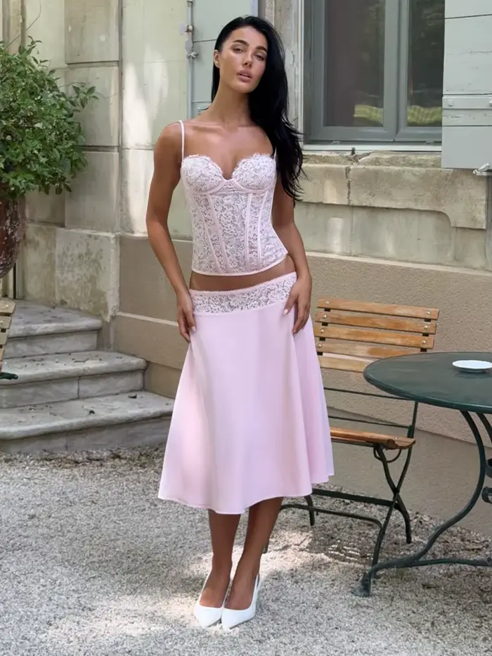 Jemná čipka korzet Set a Midi sukňa namontované bez rukávov - Trendy dvojdielne romantické oblečenie pre ženu leto 2026