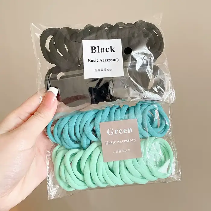 50 kusov farebných elastických gumičiek do vlasov Scrunchie pre ženy